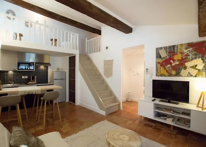 Daire Vue Exceptionnelle Cite - *